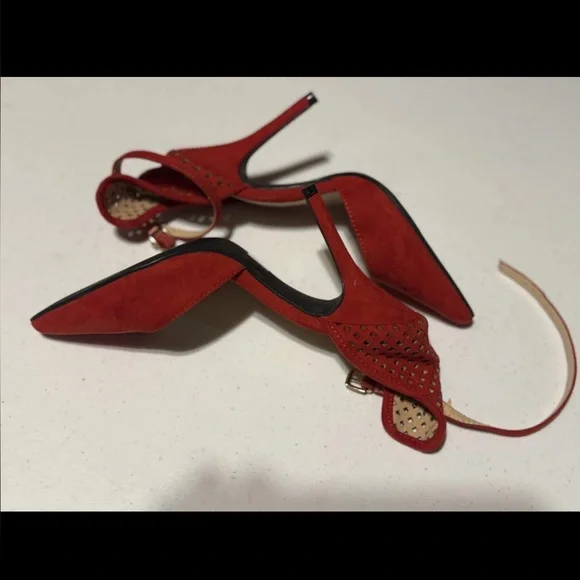 Lucky Brand Women's Pump.  Chili Pepper Suede Ankle Strap Stiletto Heel. Size 7 - Picture 6 of 6